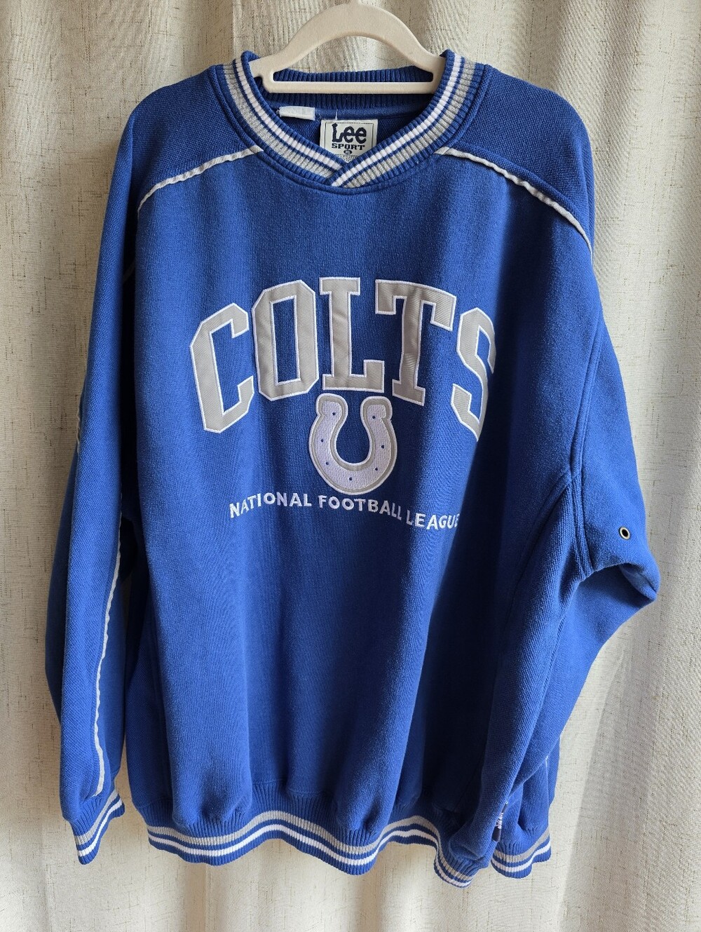 Lee Sport Men’s 90's Blue Indianapolis Colts Crewneck Sweatshirt XL
